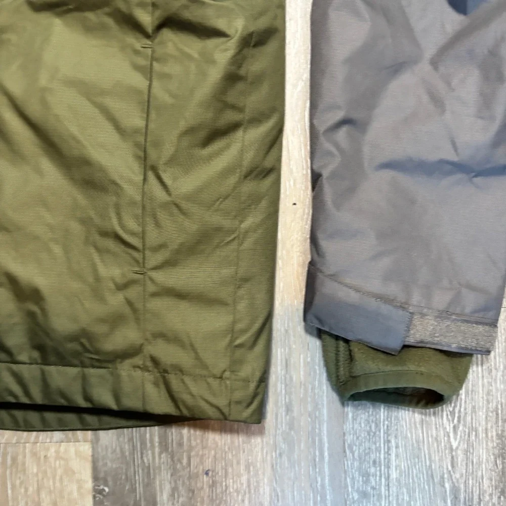 Eddie Bauer Kids Hooded Colorblock Jacket Grey Green Size‎ M 10-12 Windbreaker